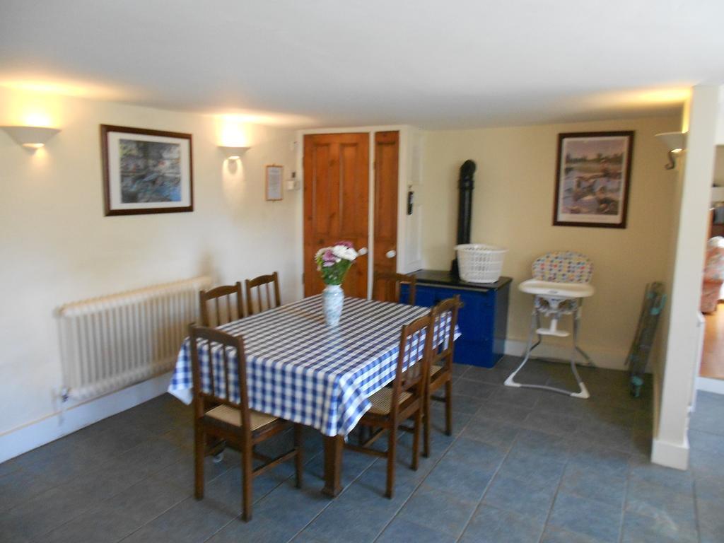 Ballagh Court Villa Ballynabola Bilik gambar